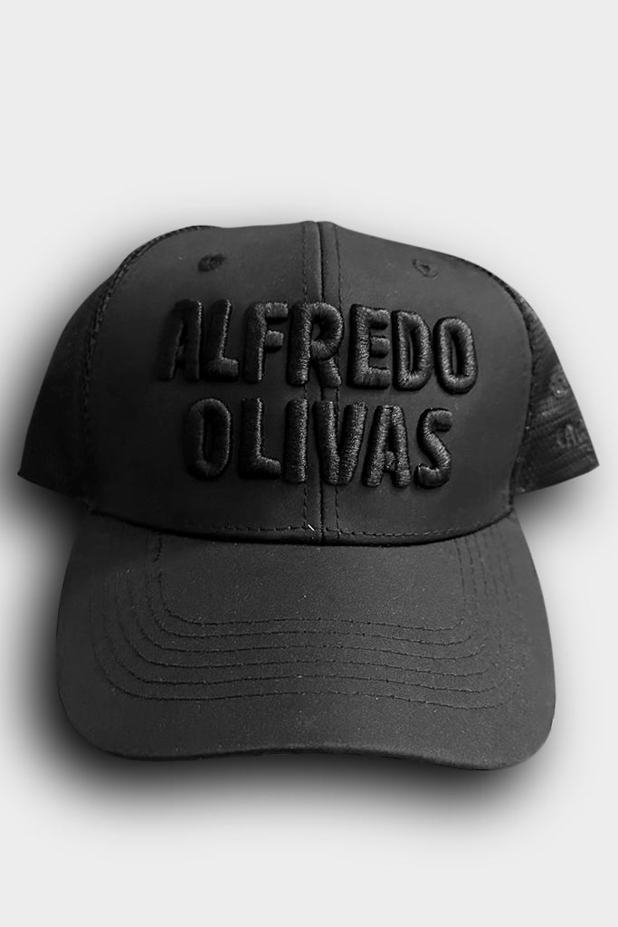 Gorra Negra Alfredo Olivas
